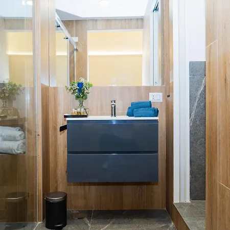 Don Lope Suite-piazza Del Plebiscito نابولي